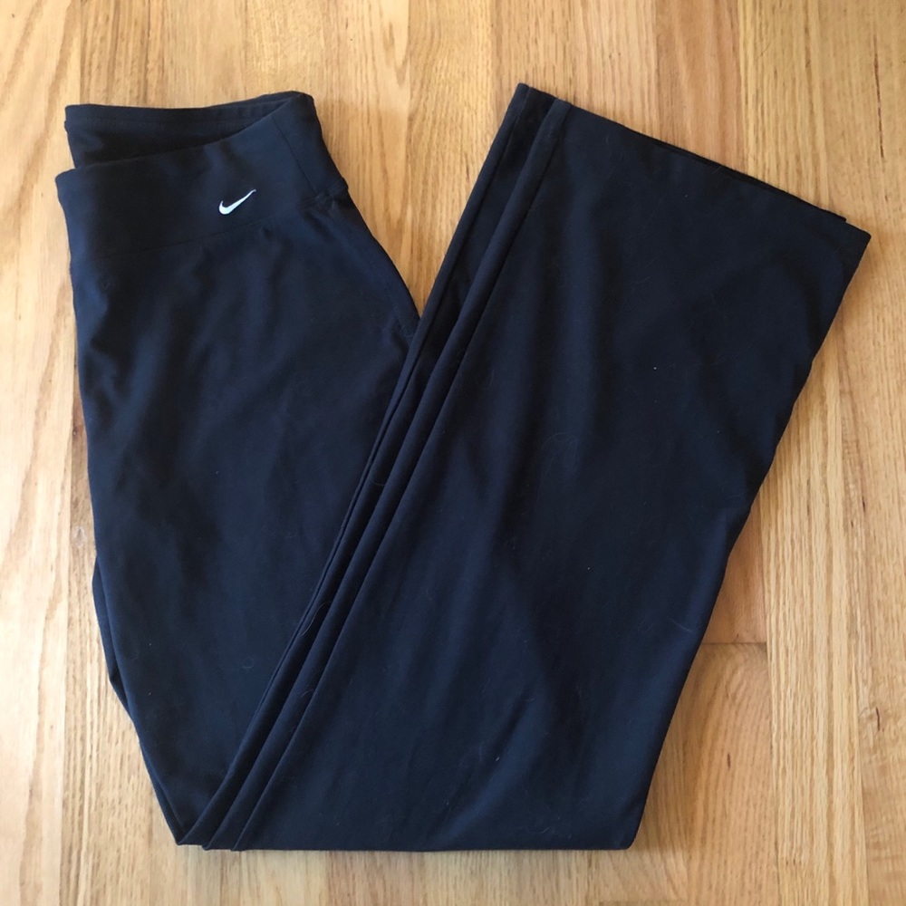 🔴 Sale - Nike Dri-fit Yoga Pants